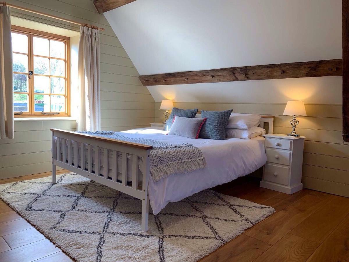 מונמות' Demesne Farm Guesthouse מראה חיצוני תמונה